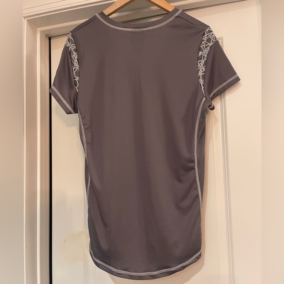 Harley-Davidson Women's V-Neck Gray Tee - Picture 2 of 6